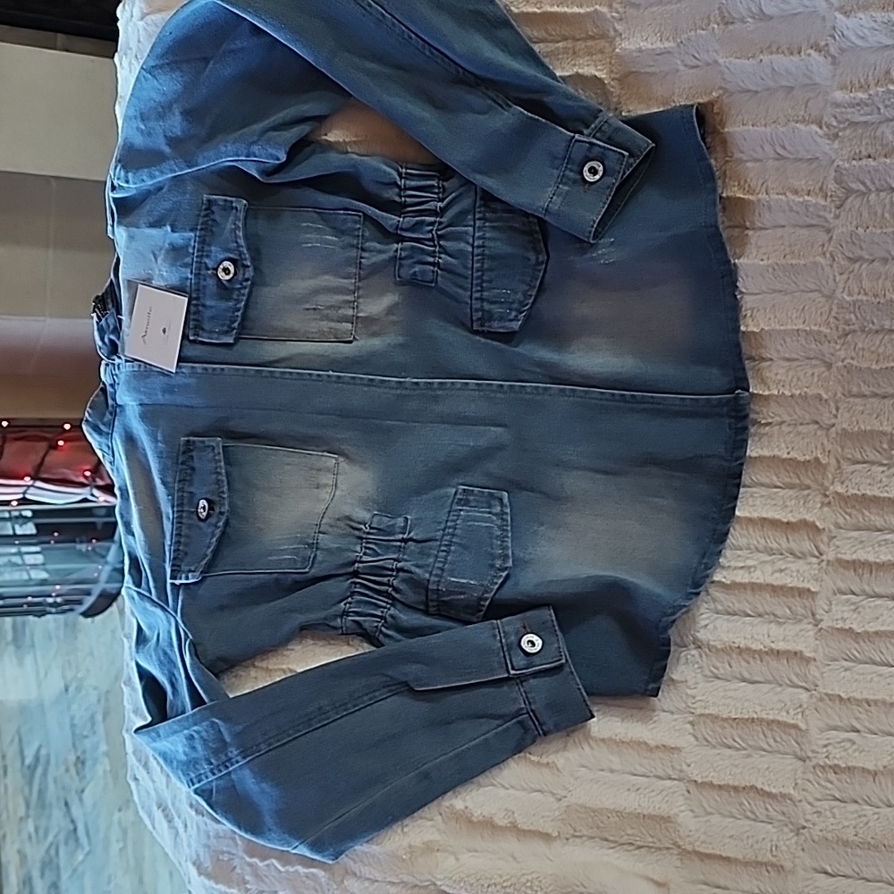 NWT AIMEITE JEAN JACKET XL (JUNIOR'S).